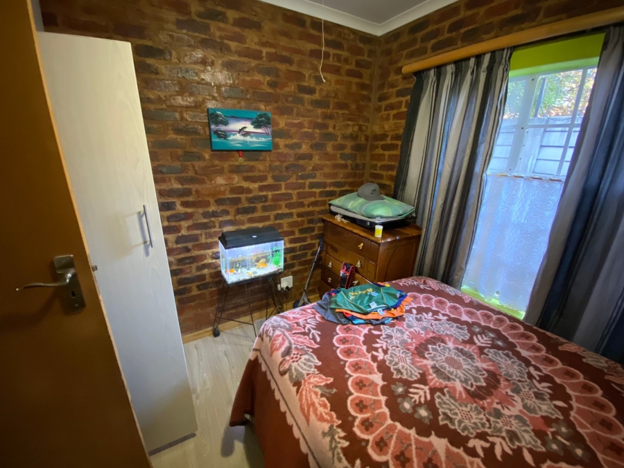 8 Bedroom Property for Sale in Baillie Park North West